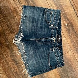 Like New Lucky Brand cutoff shorts sz 6 \ 28